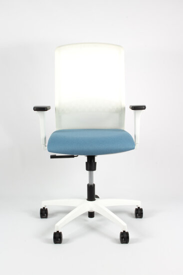 Geen Merk LF-2021525 Bureaustoel Linea Tekna White 01 L.blauw/wit Met 3D Armleuning